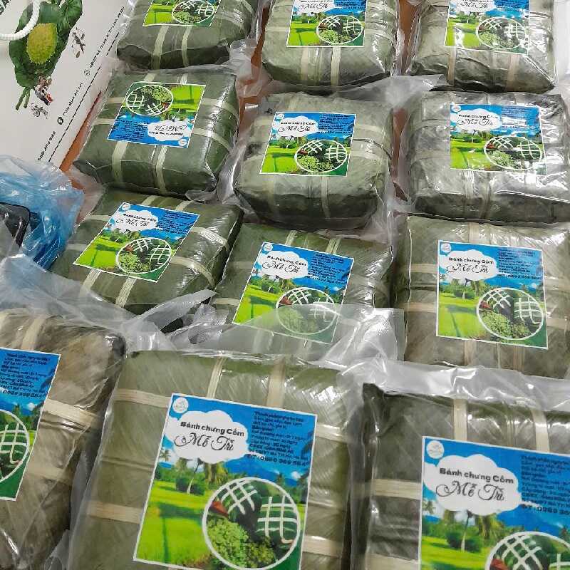 Bánh chưng cốm Mễ Trì