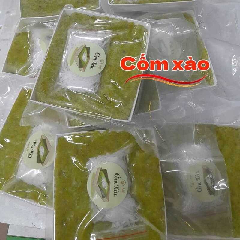 Cốm xào dừa