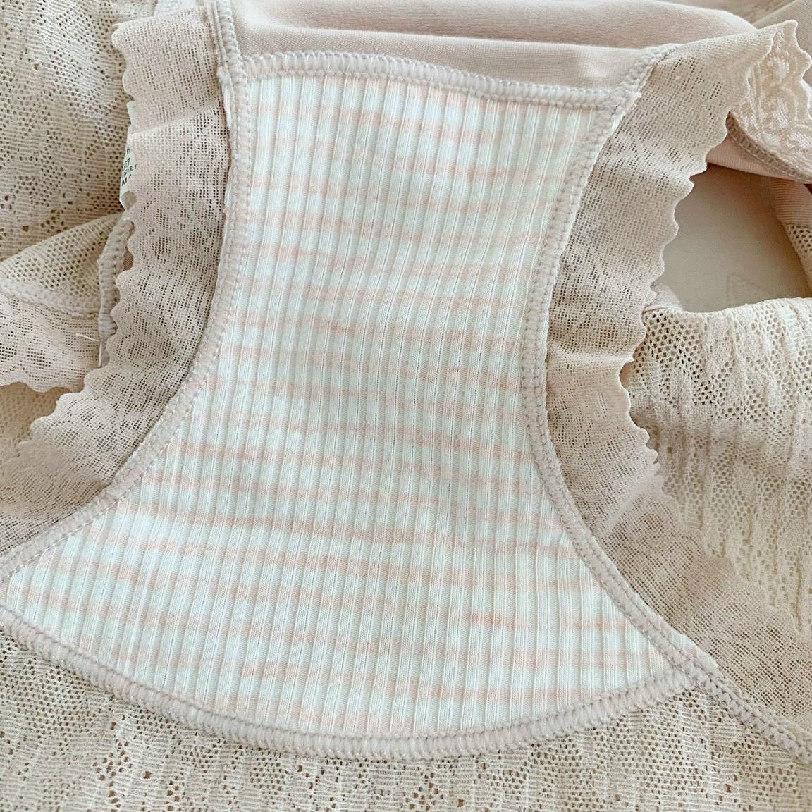 Quần gen nhật cotton pha ren [8205]