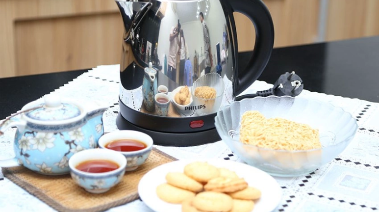 Chọn mua ấm đun nước dùng cho bếp từ