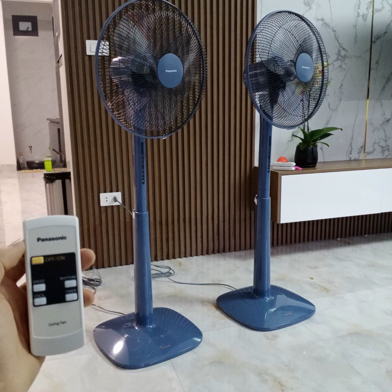 Điều khiển từ xa tiện lợi kết hợp với chế độ hẹn giờ thuận tiện hơn Điều khiển từ xa tiện lợi kết hợp với chế độ hẹn giờ thuận tiện hơn