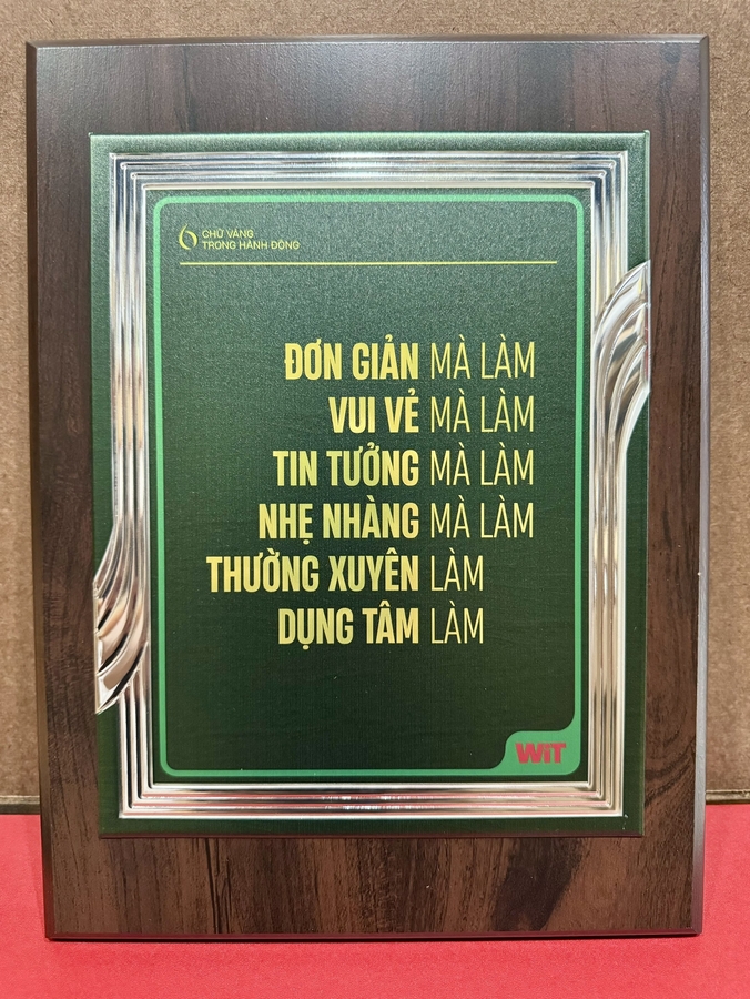 6 CHỮ VÀNG