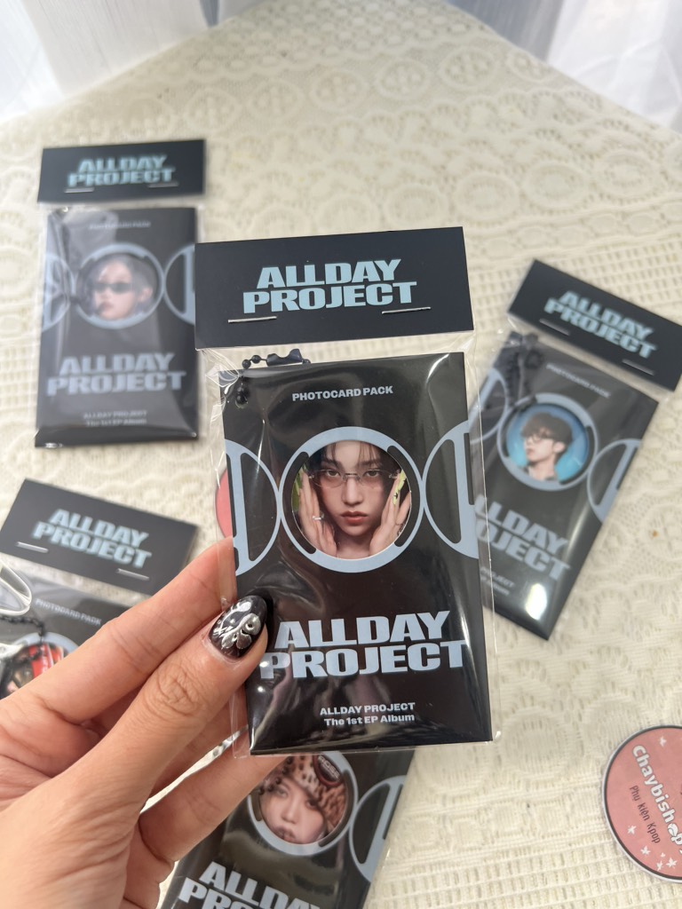 ALLDAY PROJECT - The 1st EP Album 'ALLDAY PROJECT'