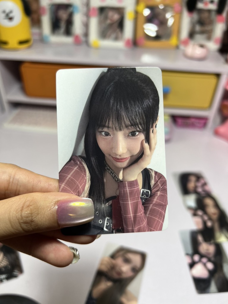 Photocard BABYMONSTER Rose Day Lucky Draw Event - Thẻ ảnh bo góc Babymonster