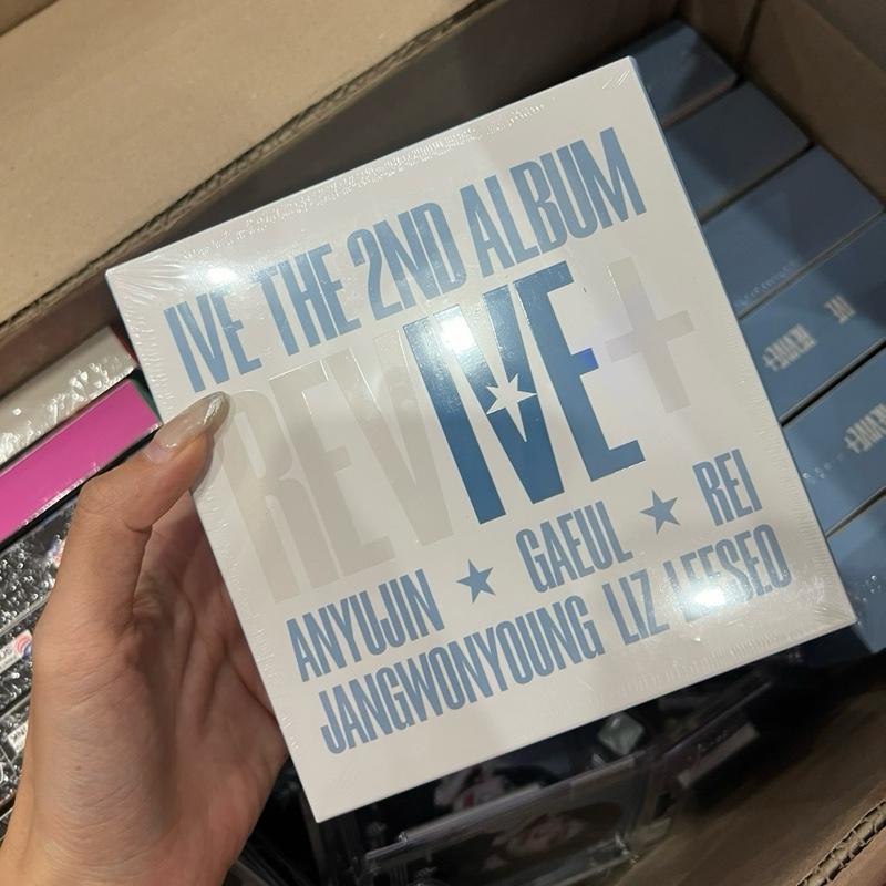 Bộ thẻ ảnh gấu bông IVE REVIVE+