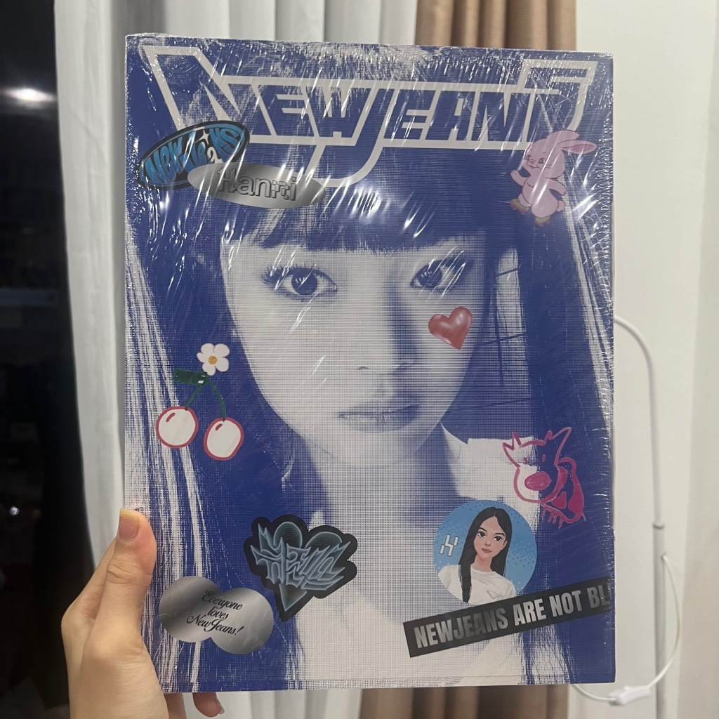 NEWJEANS - 1ST EP 'NEW JEANS'