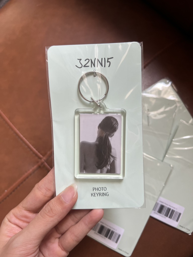 Jennie Merch J2NNI5