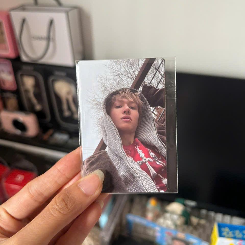 Photocard Cortis GREENGREEN official - Thẻ ảnh bo góc chính hãng