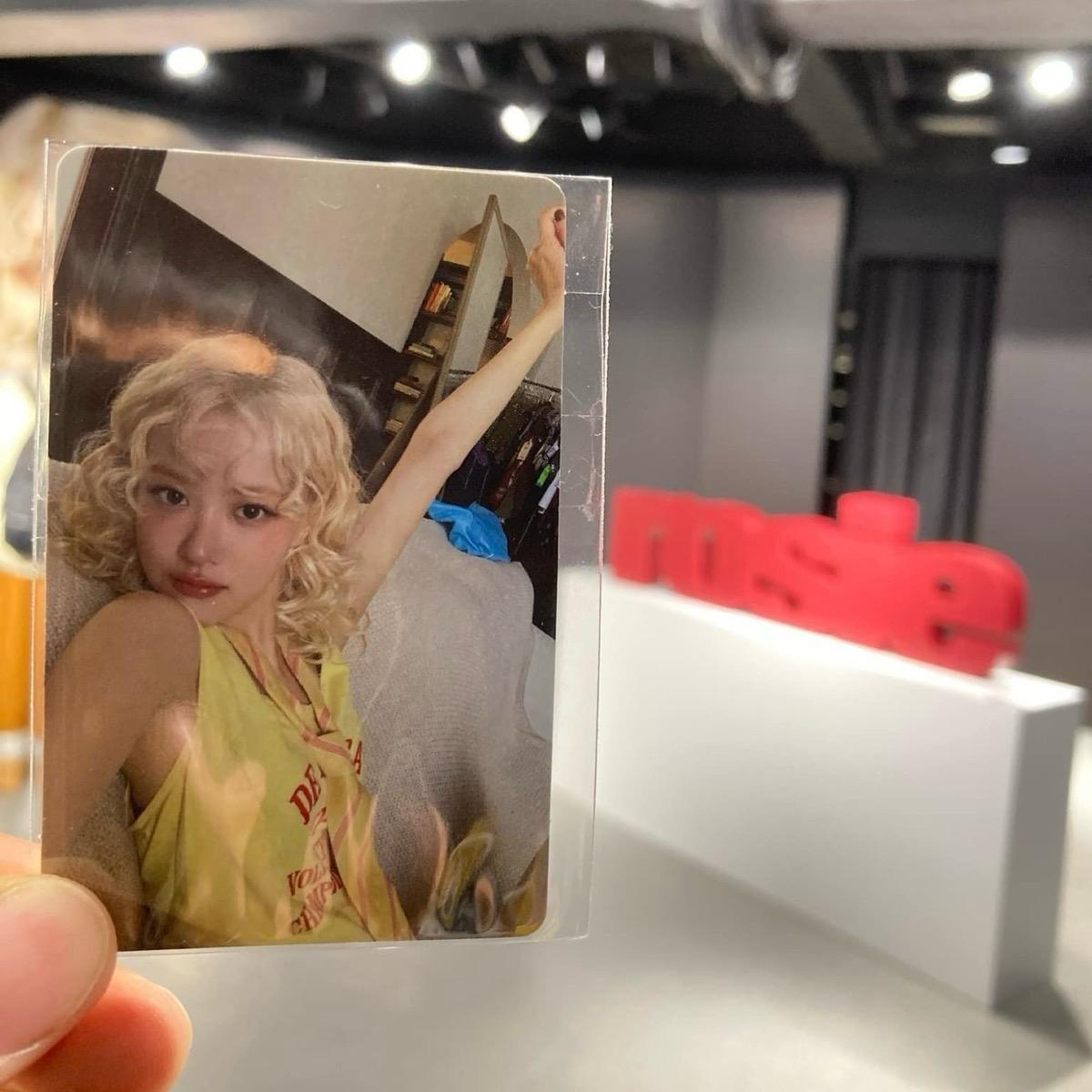Photocard Season's Greeting: Hank & Rosé