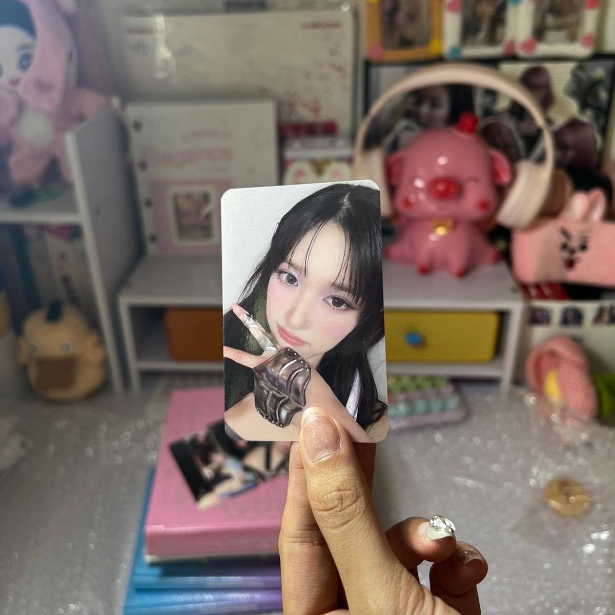 Photocard IVE SWITCH chính hãng, thẻ ảnh bo góc IVE chính hãng