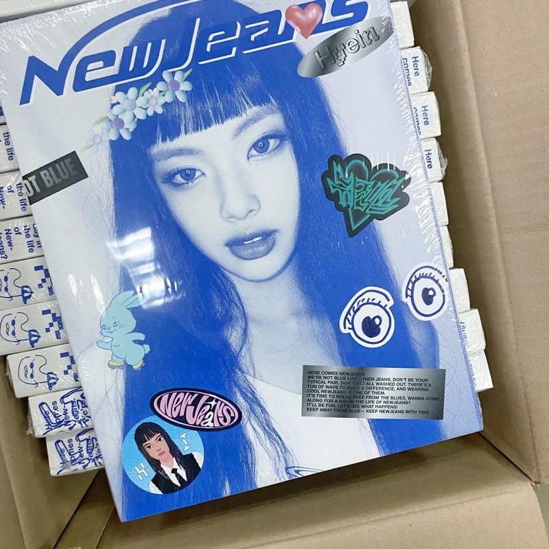 HỦY MÃ - NewJeans Blue Book ver Official