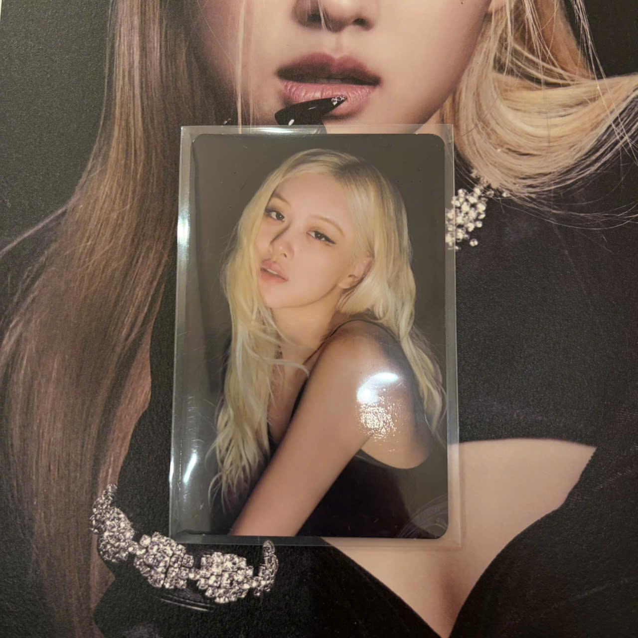 Photocard BP Rosé - Thẻ ảnh bo góc BP Rosé