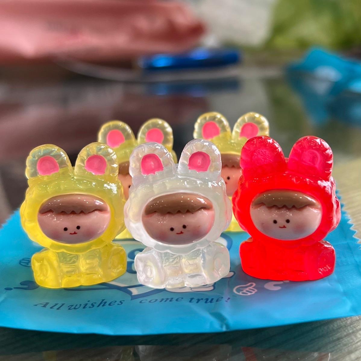 Túi bí ẩn hình thù đáng yêu, phát sáng