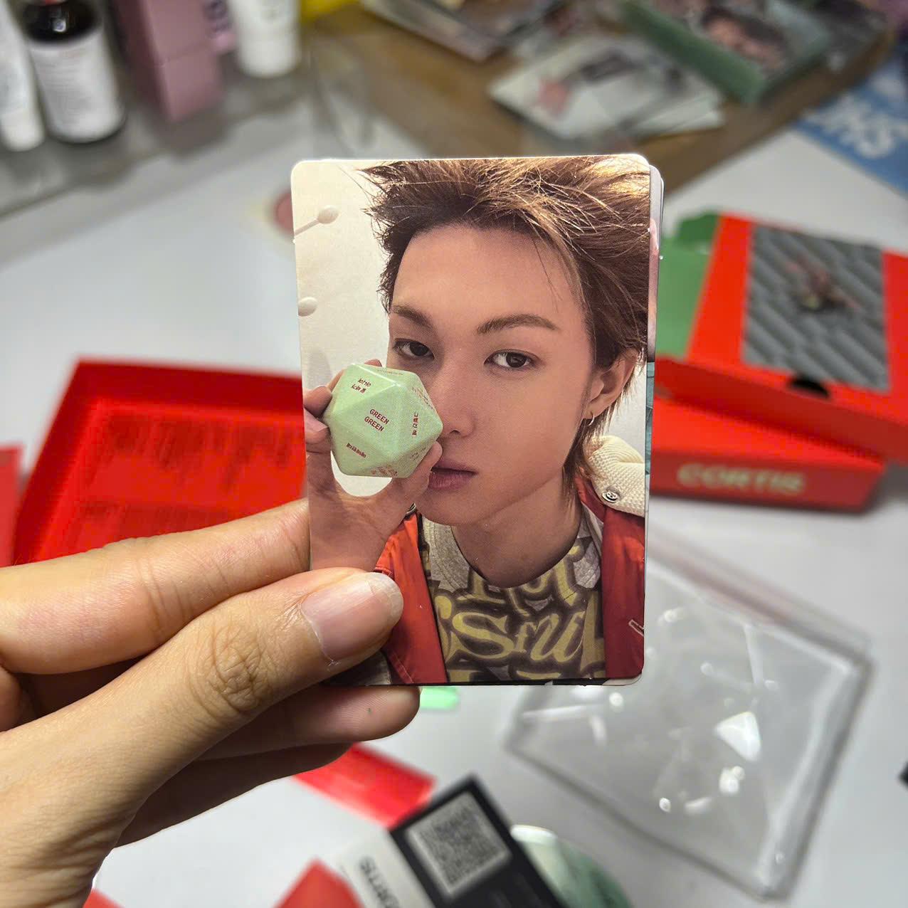 Photocard Cortis GREENGREEN official - Thẻ ảnh bo góc chính hãng