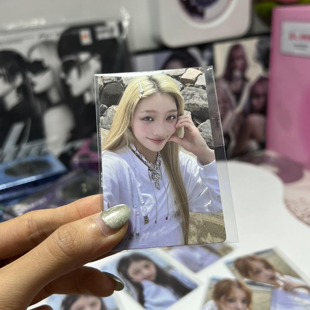 Photocard ILLIT - Thẻ ảnh bo góc ILLIT