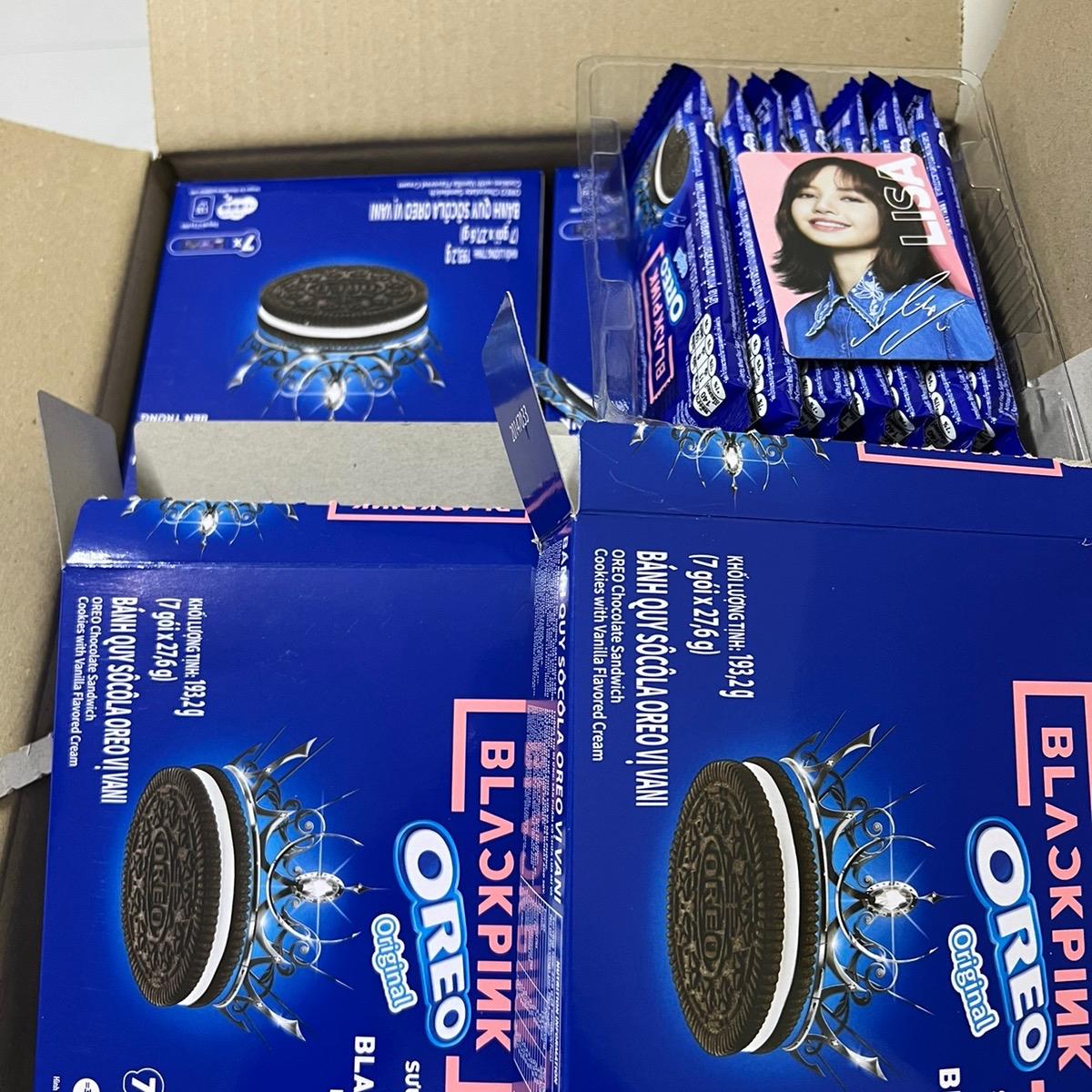Bánh Oreo có card BALCKPINK 193g hộp 7 gói