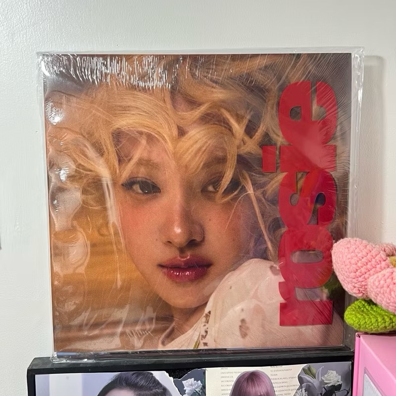 Rosé Frist Studio Album Official