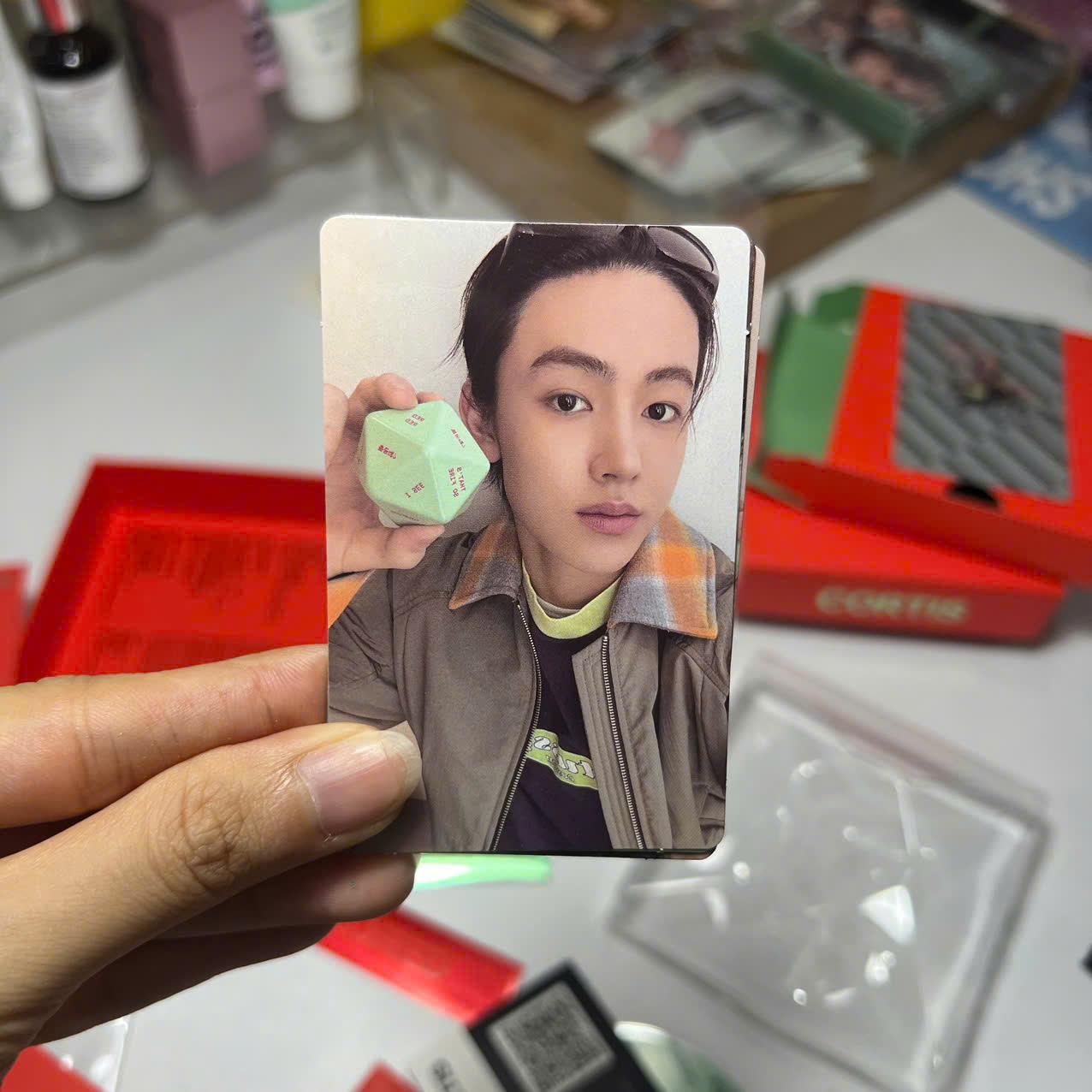 Photocard Cortis GREENGREEN official - Thẻ ảnh bo góc chính hãng