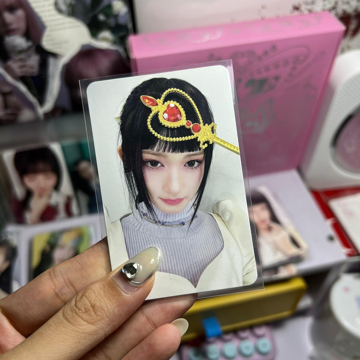 Photocard IVE SWITCH chính hãng, thẻ ảnh bo góc IVE chính hãng