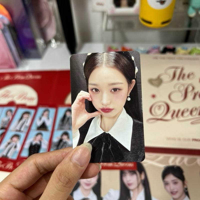 IVE THE FIRST FAN CONCERT [The Prom Queens]