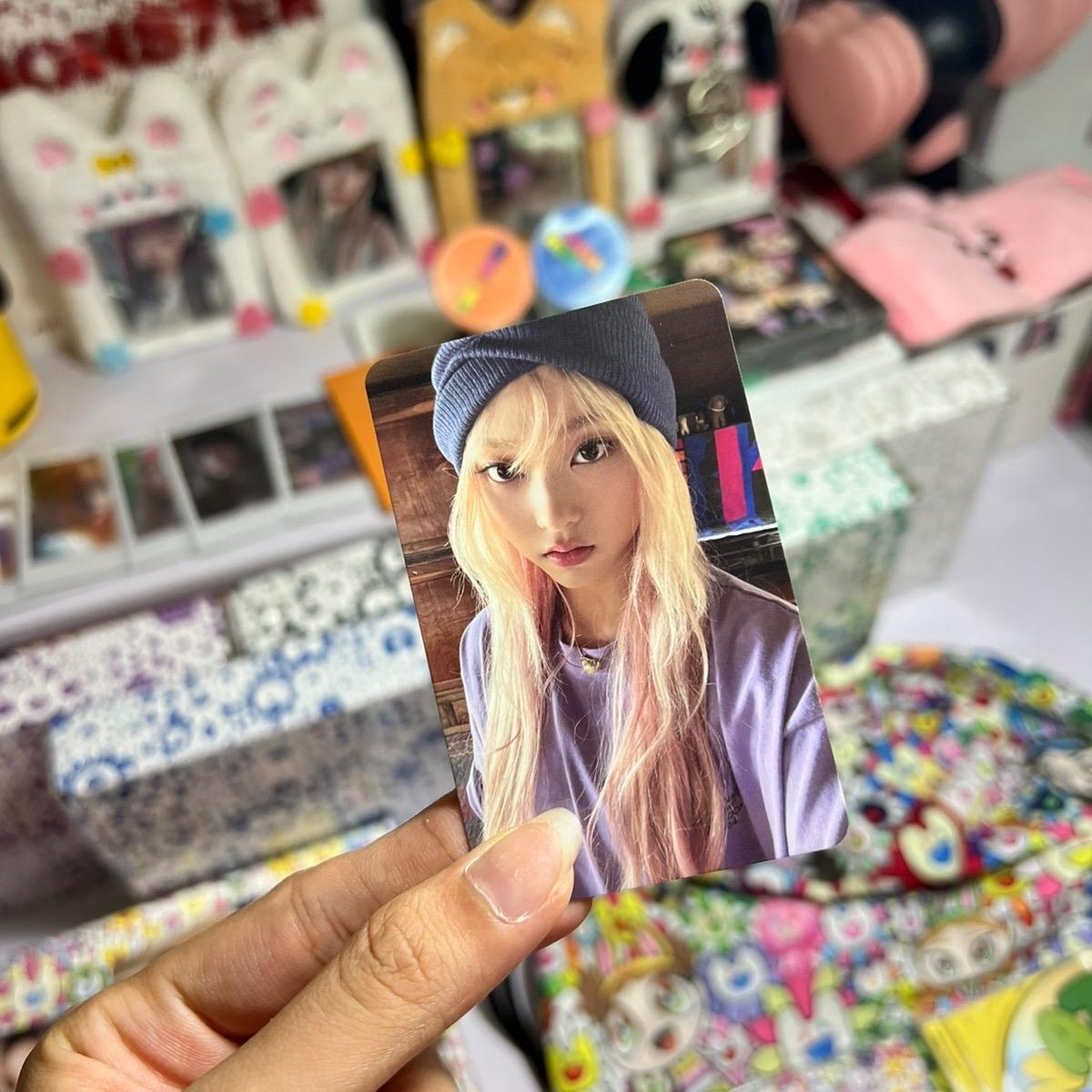 Photocard Haerin Season's Greeting 2024