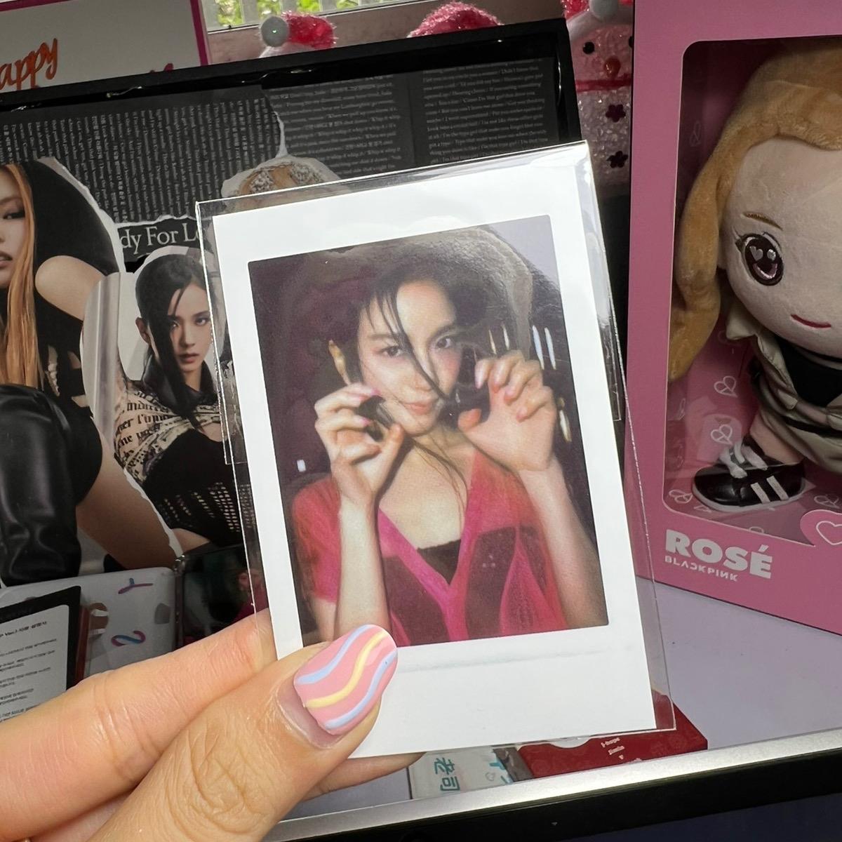 [ME] JISOO PHOTO CARD FOLDER