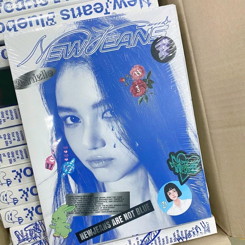 HỦY MÃ - NewJeans Blue Book ver Official