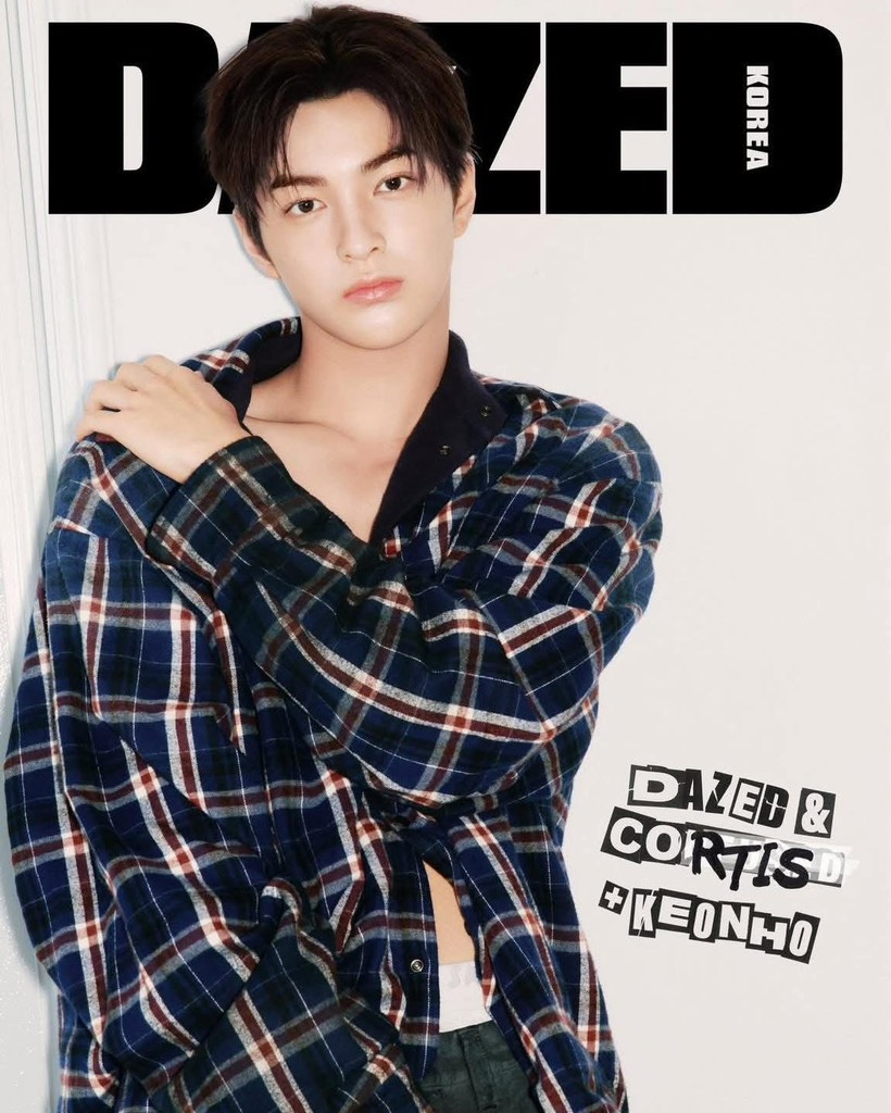 CORTIS [Dazed & Confused Korea) 2025 (Giá chưa gồm ship Hàn - Việt)