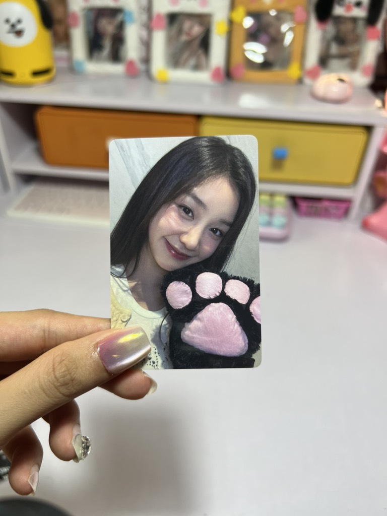 Photocard BABYMONSTER Rose Day Lucky Draw Event - Thẻ ảnh bo góc Babymonster