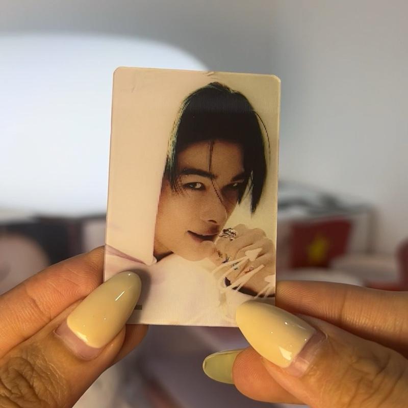 ENHYPEN - 3D LENTICULAR MINI CARD BINDER (ROMANCE UNTOLD)