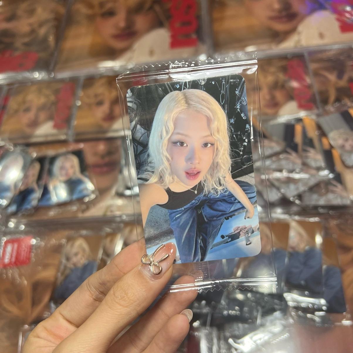 Photocard Season's Greeting: Hank & Rosé