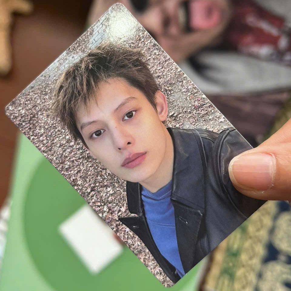Photocard Cortis GREENGREEN official - Thẻ ảnh bo góc chính hãng