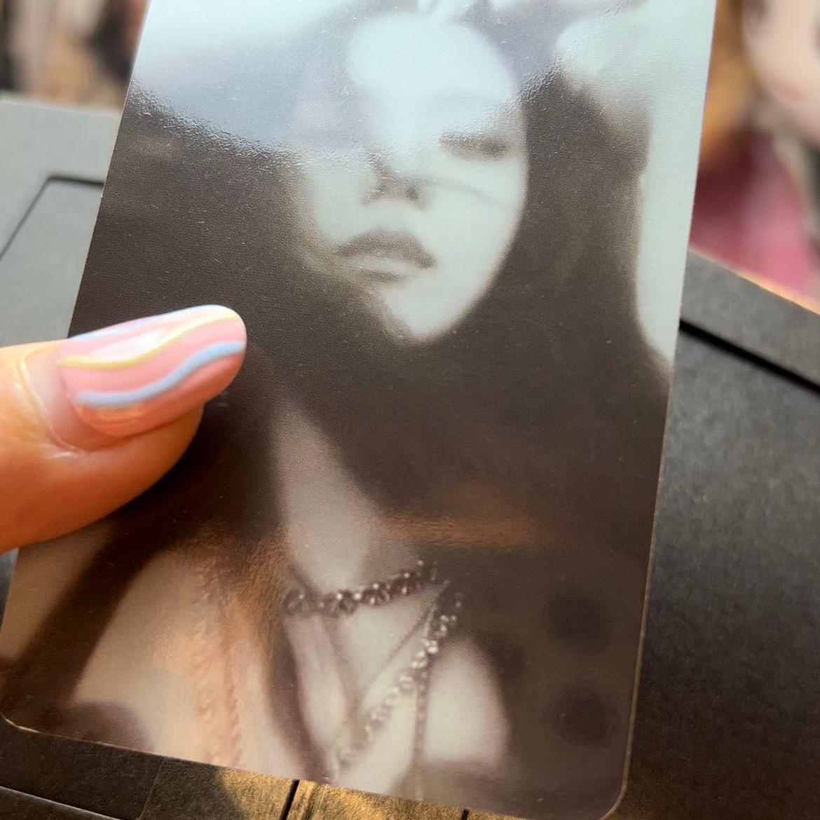 [ME] JISOO PHOTO CARD FOLDER