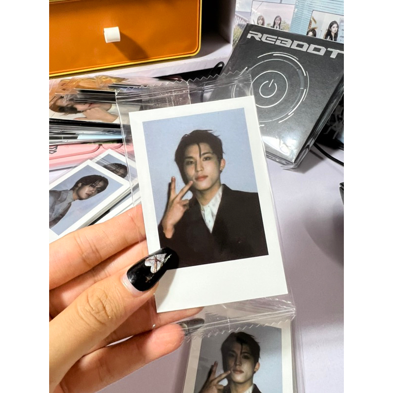 Hộp quà photocard TREASURE ngẫu nhiên