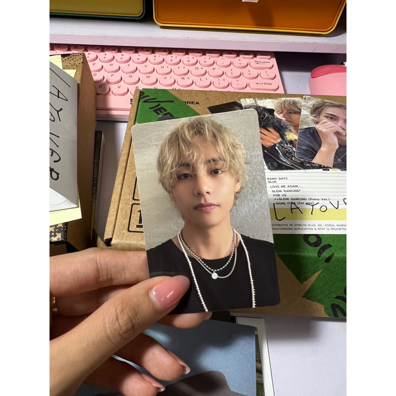 Tách lẻ photocard V Layover BTS