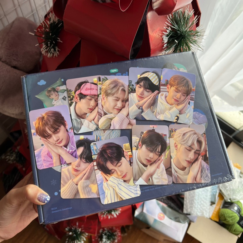Zerobaseone Season's Greeting 2024