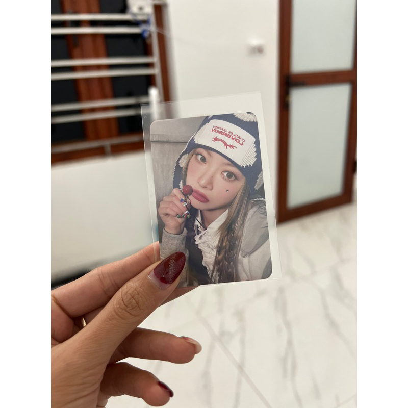 Photocard Le Sserafim Easy chính hãng - Thẻ ảnh bo góc Le Sserafim Easy