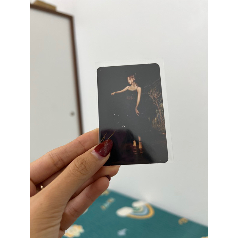 Photocard Le Sserafim Easy chính hãng - Thẻ ảnh bo góc Le Sserafim Easy