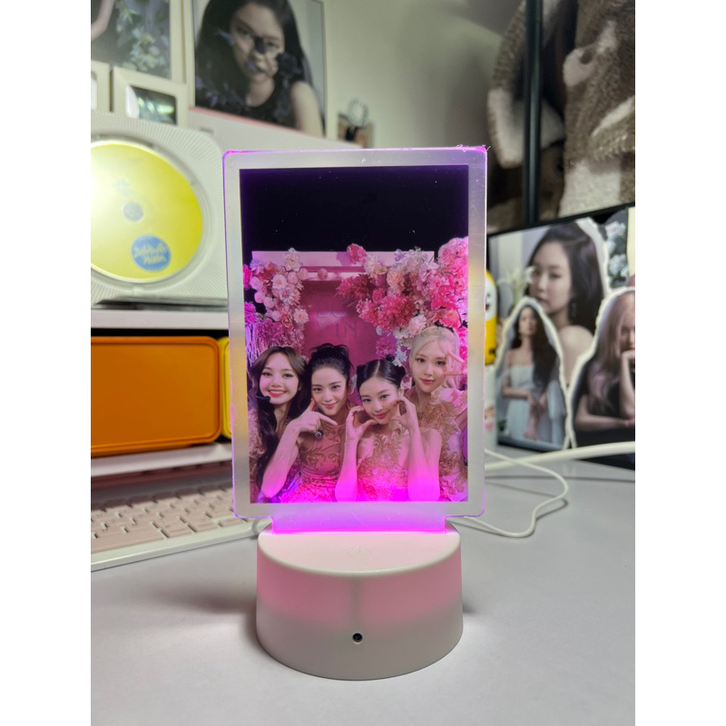 Đèn bàn trang trí BLACKPINK (Đèn ngủ BLACKPINK)