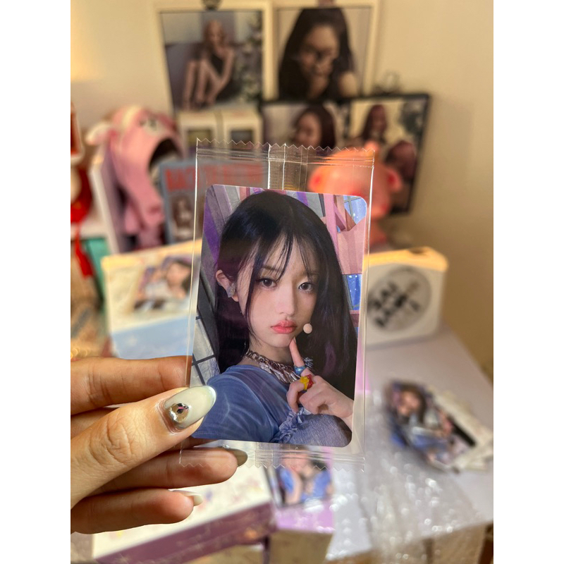 Photocard ILLIT - Thẻ ảnh bo góc ILLIT
