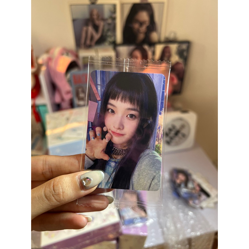 Photocard ILLIT - Thẻ ảnh bo góc ILLIT