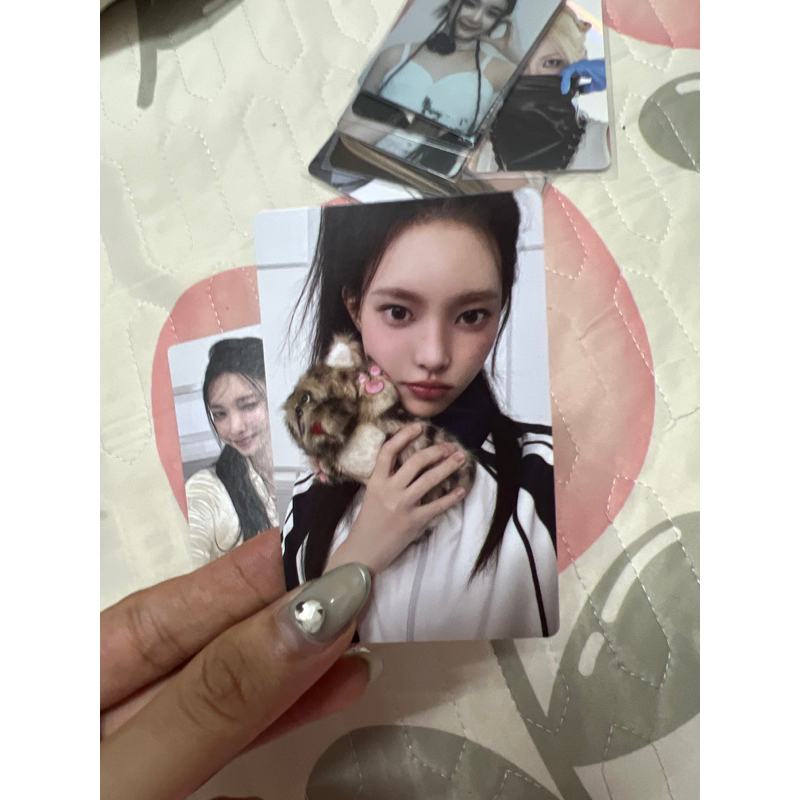 Tách lẻ photocard album ILLIT
