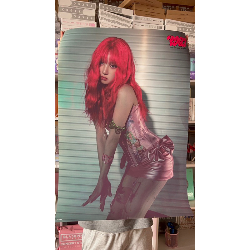 Poster album Yuqi YUQ1 - ảnh áp phích album solo Yuqi