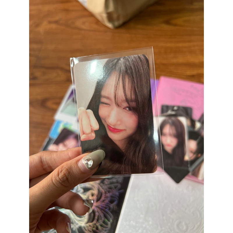 Photocard IVE SWITCH chính hãng, thẻ ảnh bo góc IVE chính hãng