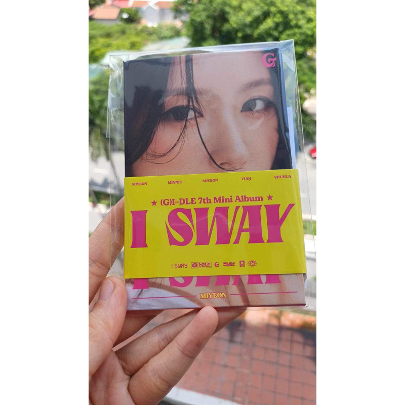 Album I SWAY (G)i-DLE chính hãng, nguyên seal