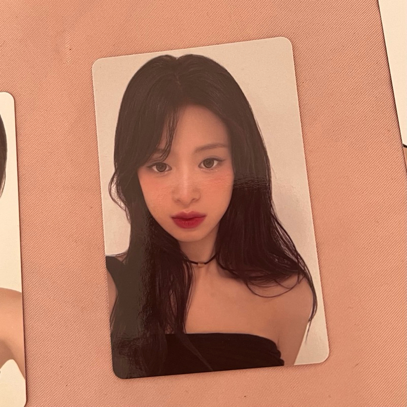 Photocard BABYMONSTER Rose Day Lucky Draw Event - Thẻ ảnh bo góc Babymonster