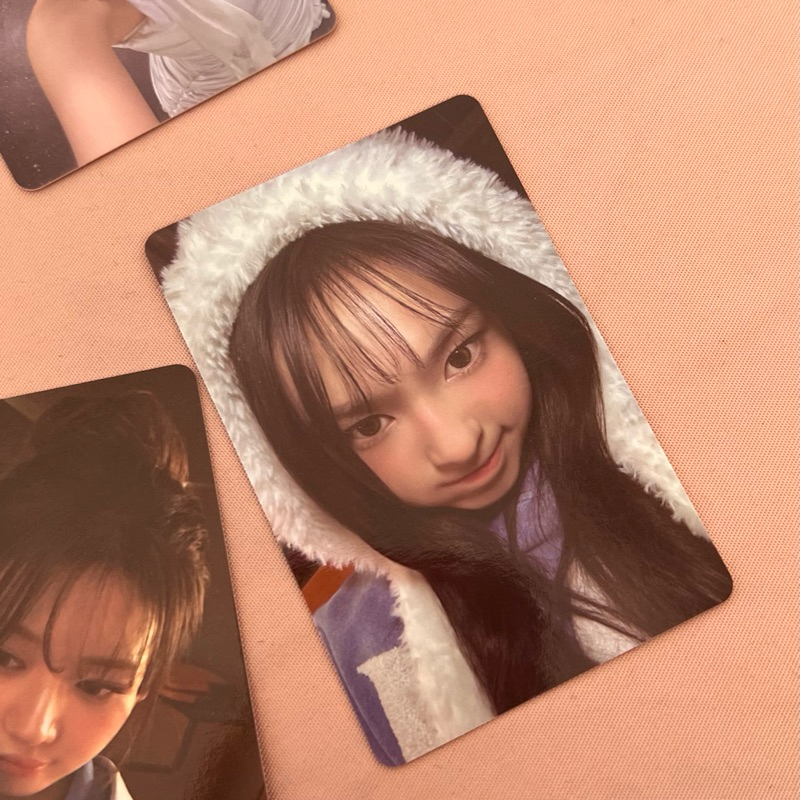 Photocard BABYMONSTER Rose Day Lucky Draw Event - Thẻ ảnh bo góc Babymonster