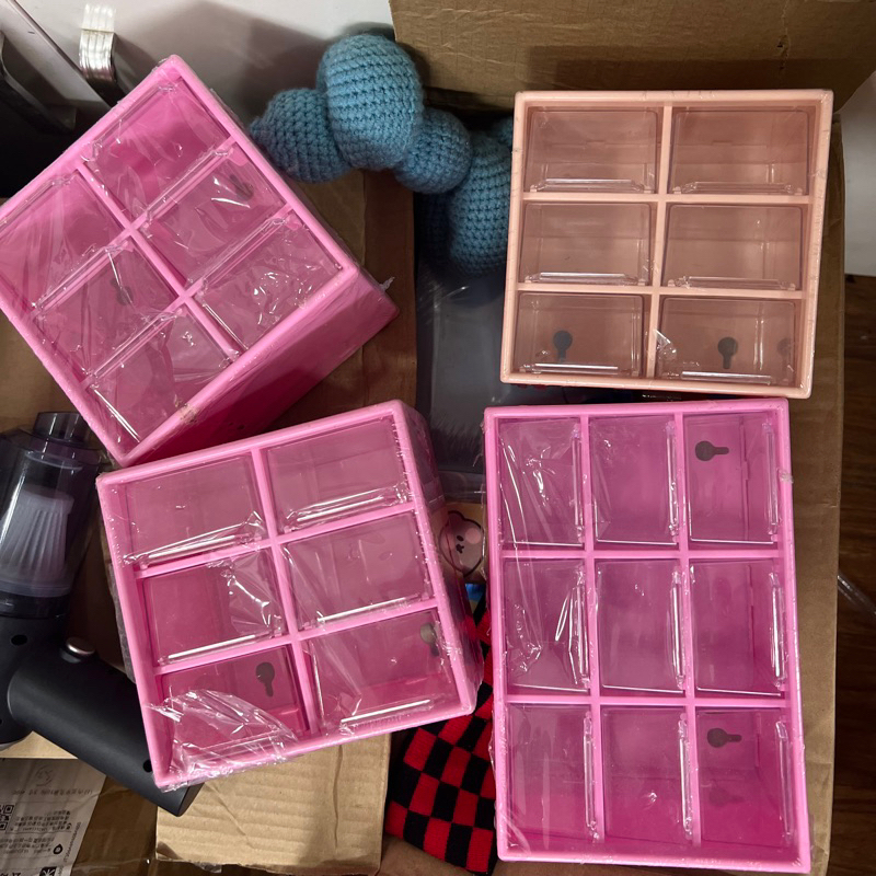 Tổng hợp hàng hóa, phụ kiện sale giá tốt Kpop