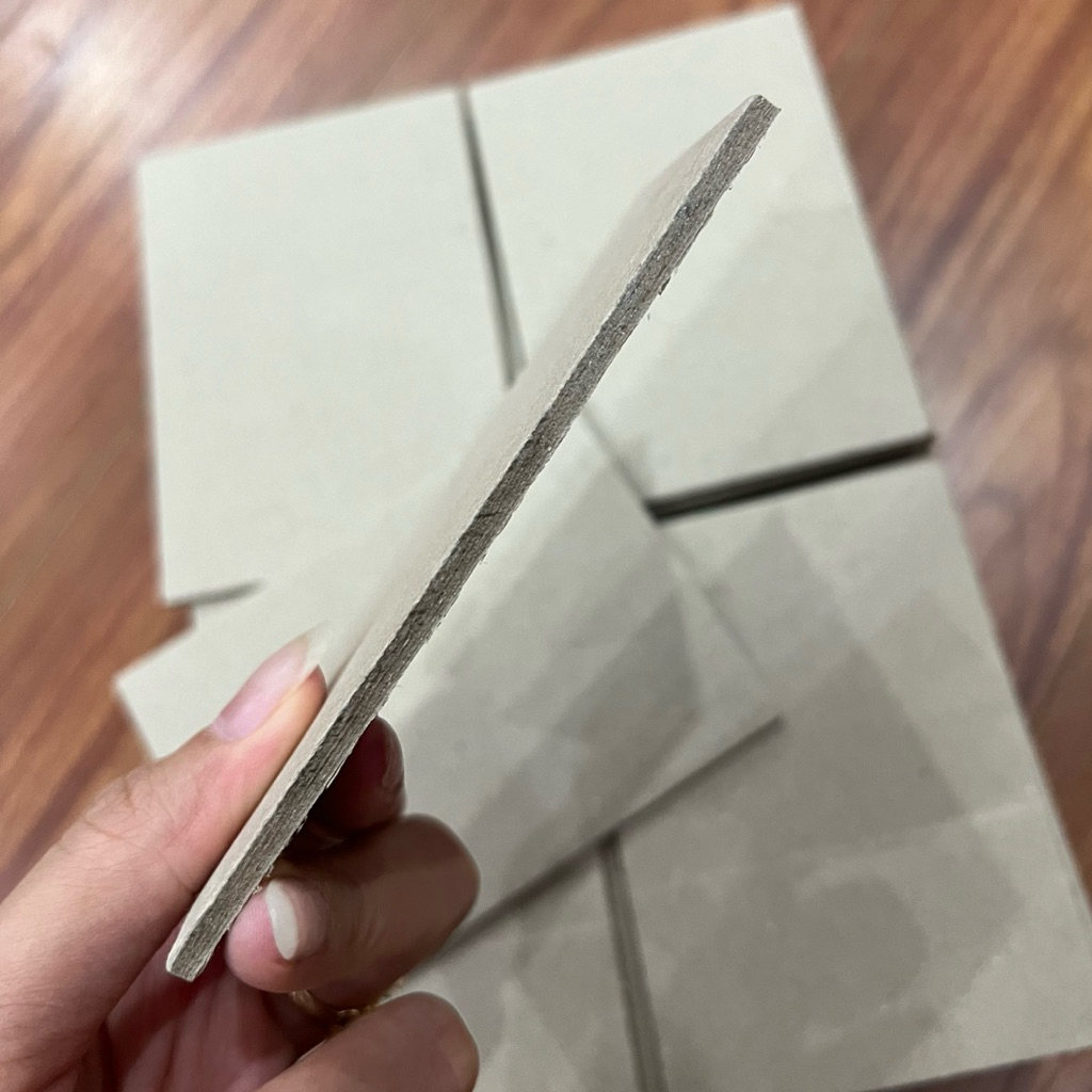 Combo 50 bìa lạnh dày 3mm kích thước 8x11cm