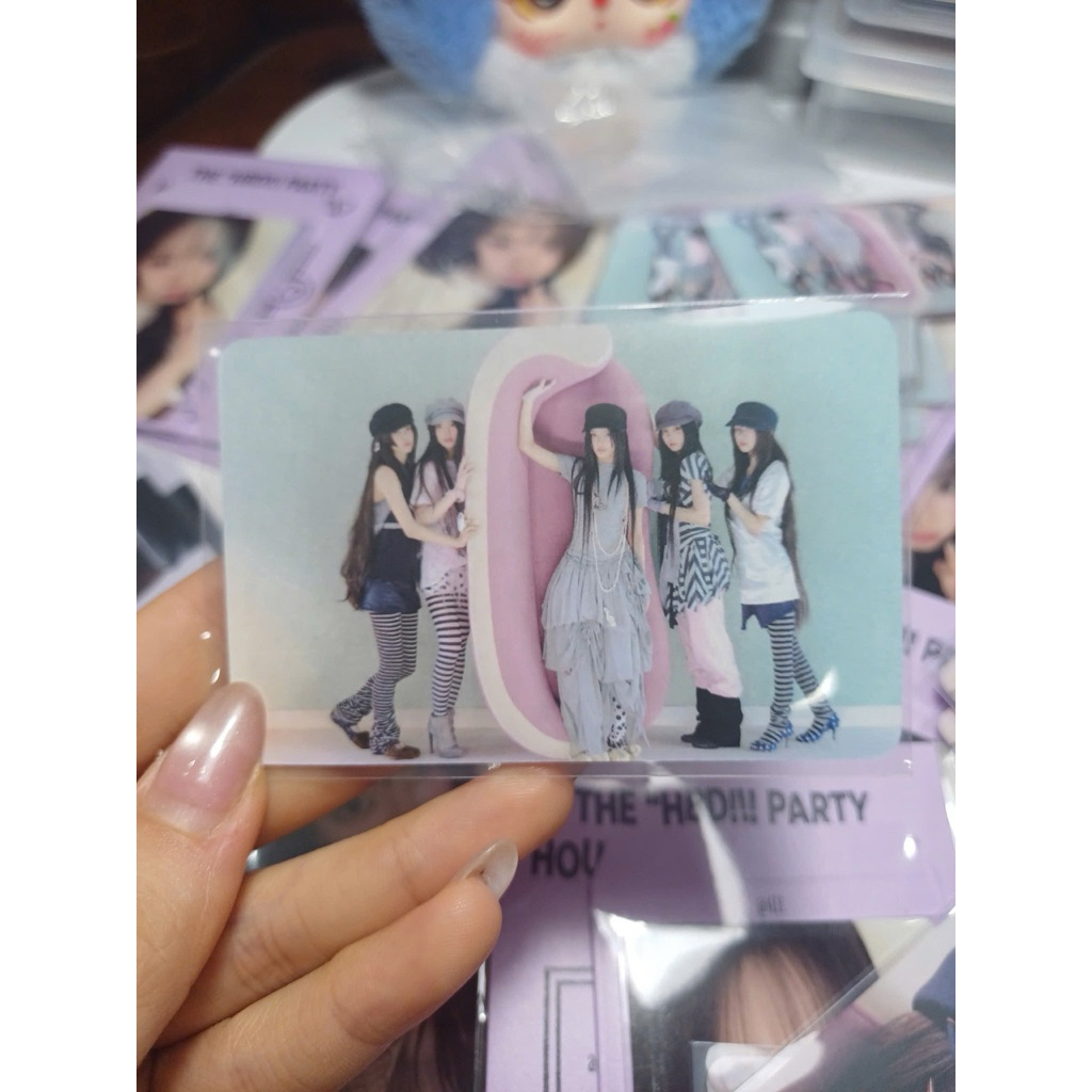 Tách lẻ photocard ILLIT 'Bomb' chính hãng
